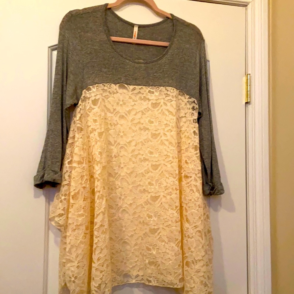 Orange creek handkerchief style tunic top in size M